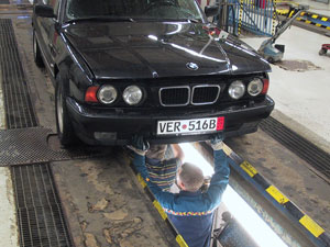 Registreringsbesiktning av BMW 530iA touring 1993