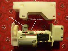 Reparation av låsmotor/ställdon för centrallås i dörr E38 E39