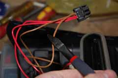 Montera förvaringsfack och strömuttag BMW E91