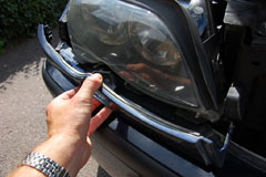 AutoPower.se - Byte strålkastarglas E46