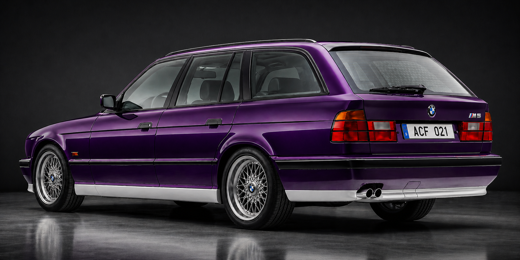 BMW E34 M5 5-d touring bakifrån