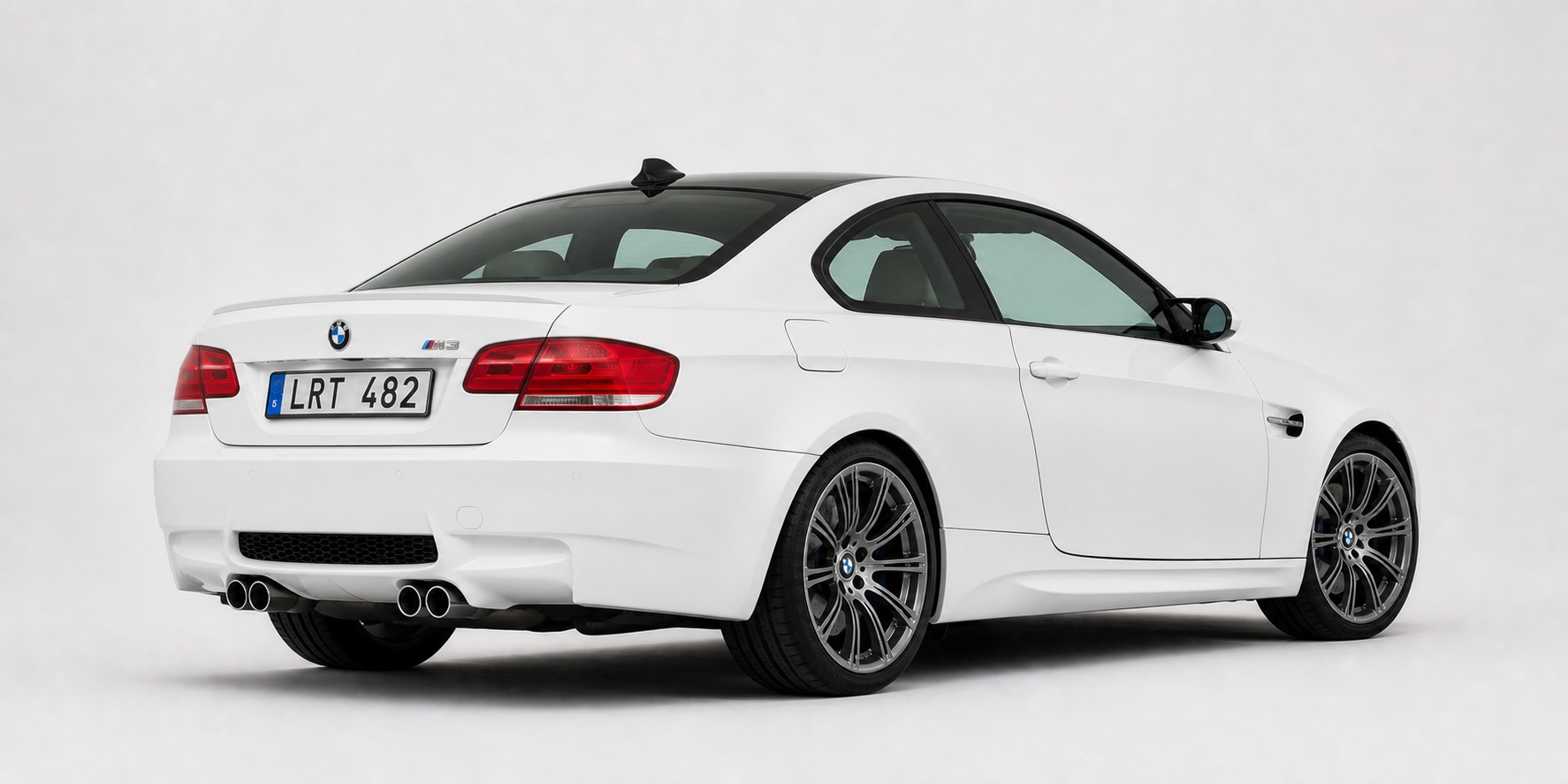 BMW E92 M3 2-d coupé bakifrån
