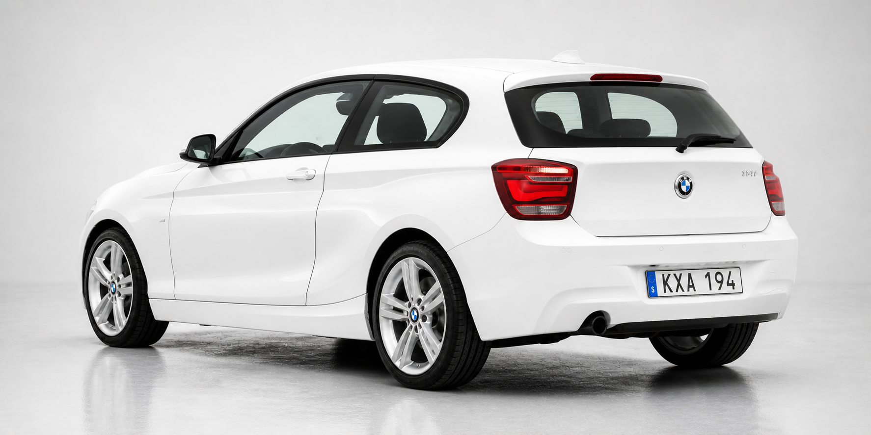 BMW 1-serie F21 3-d bakifrån