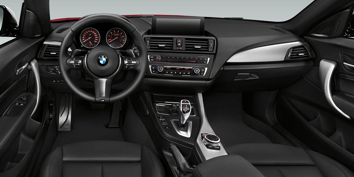 BMW F22 interiör