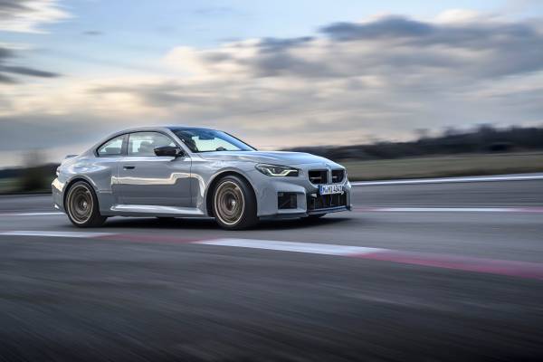 BMW M2 CS bakifrån