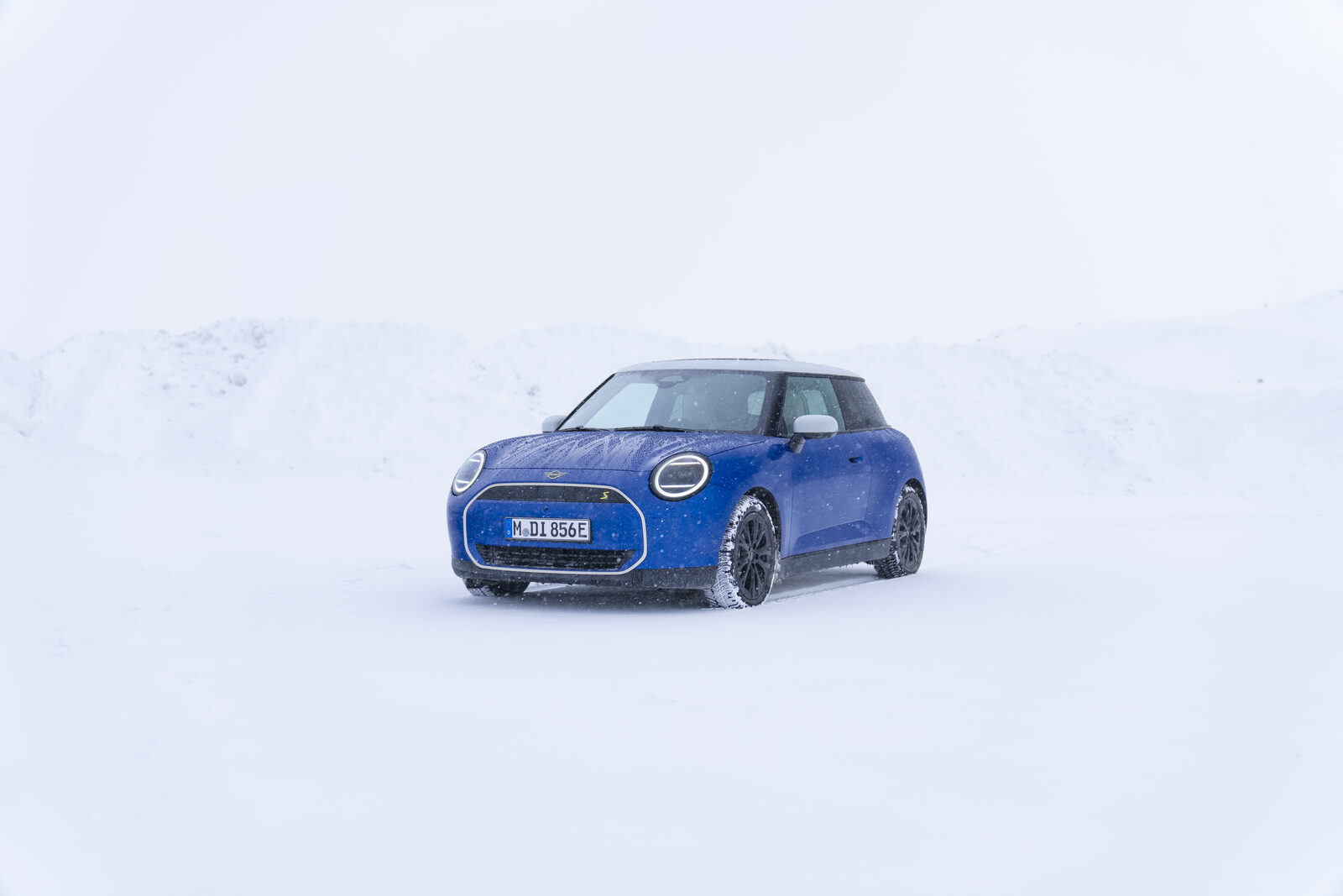 MINI Cooper SE — en av tre BMW Group-modeller som kvalificerar för elbilspremien 2026
