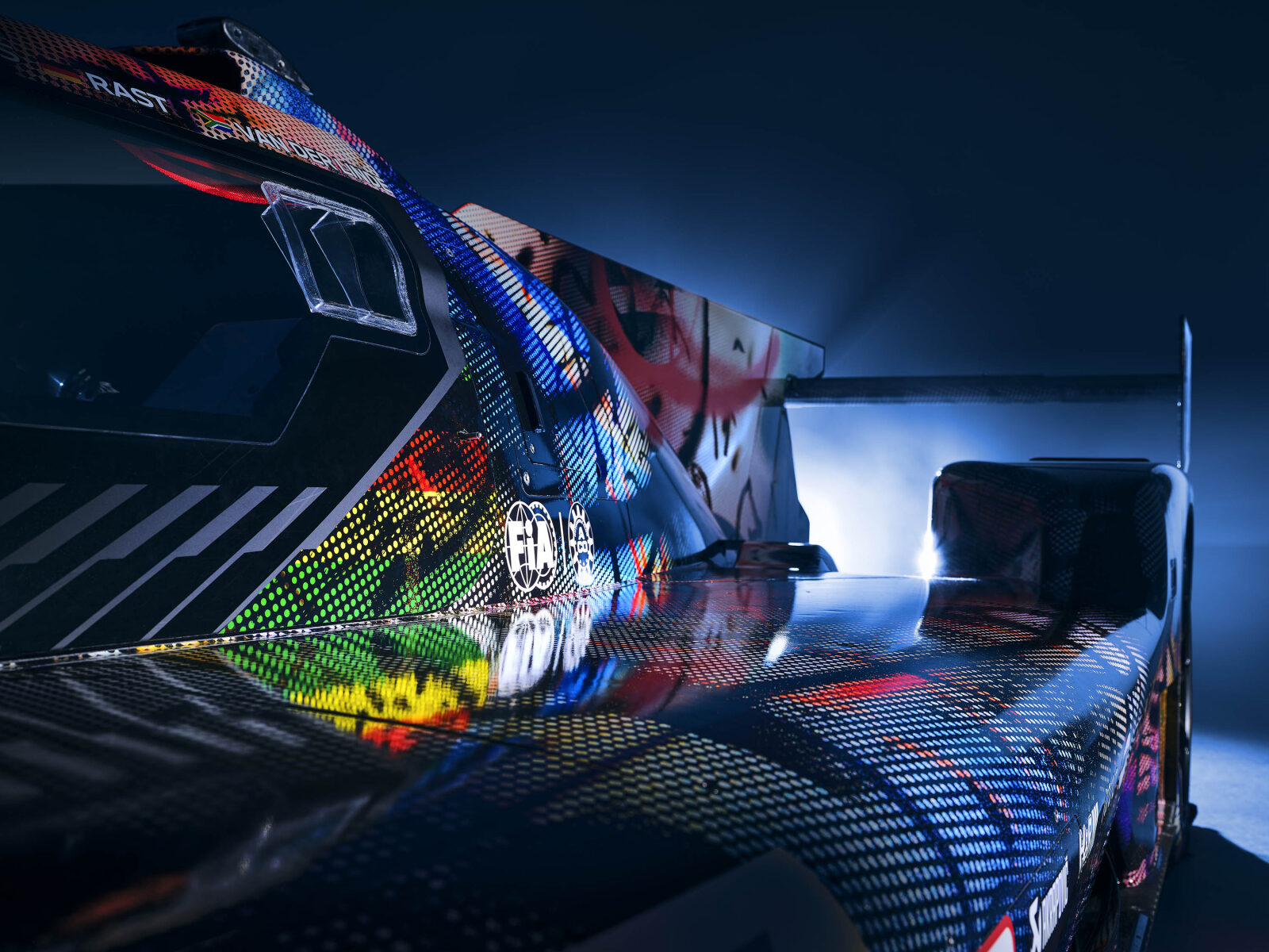 BMW M Hybrid V8 Art Car #20 av Julie Mehretu — Le Mans 2024