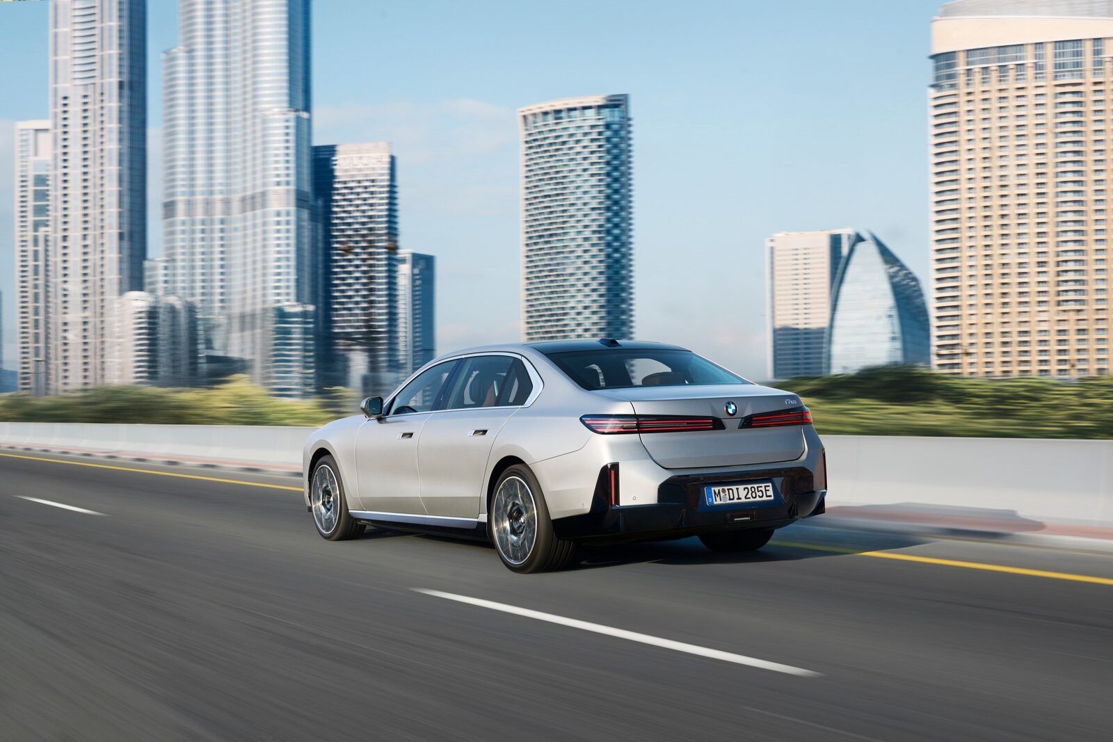 Nya BMW i7 60 xDrive — ny 7-serie 2026