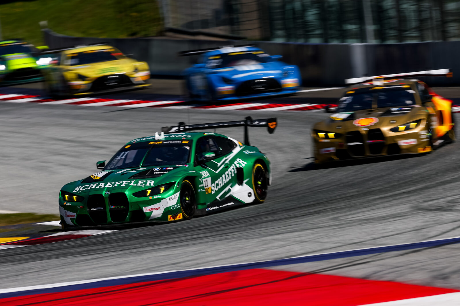 Kelvin van der Linde i #3 Shell BMW M4 GT3 EVO
