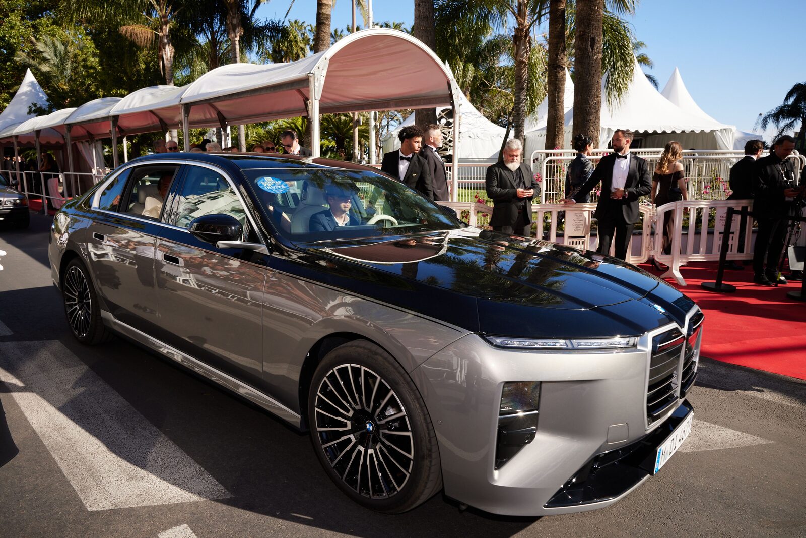 BMW 7-serien på Cannes La Croisette