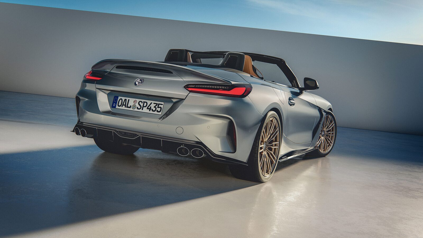 Bovensiepen Spider bakifrån med integrerad vinge, diffusor, fyra avgasrör och Bovensiepen-emblem på bakluckan i stället för BMW-märket
