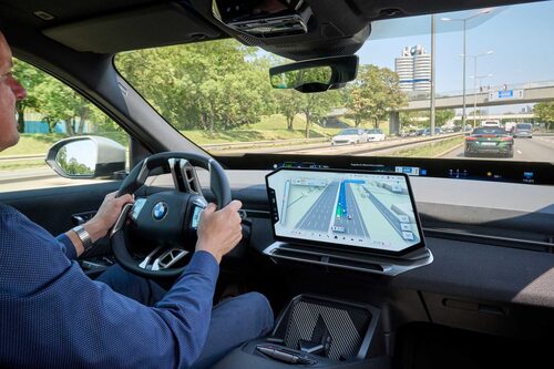 BMW Maps ritar upp vägen i 3D — nu ser du vad bilen ser