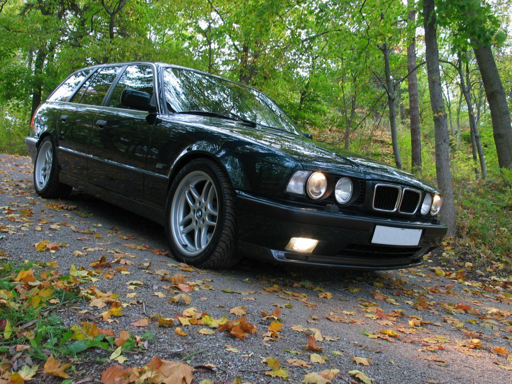 540i Touring ESS (E39) vs M5 Touring (E34) – Två generationers sportsköp!