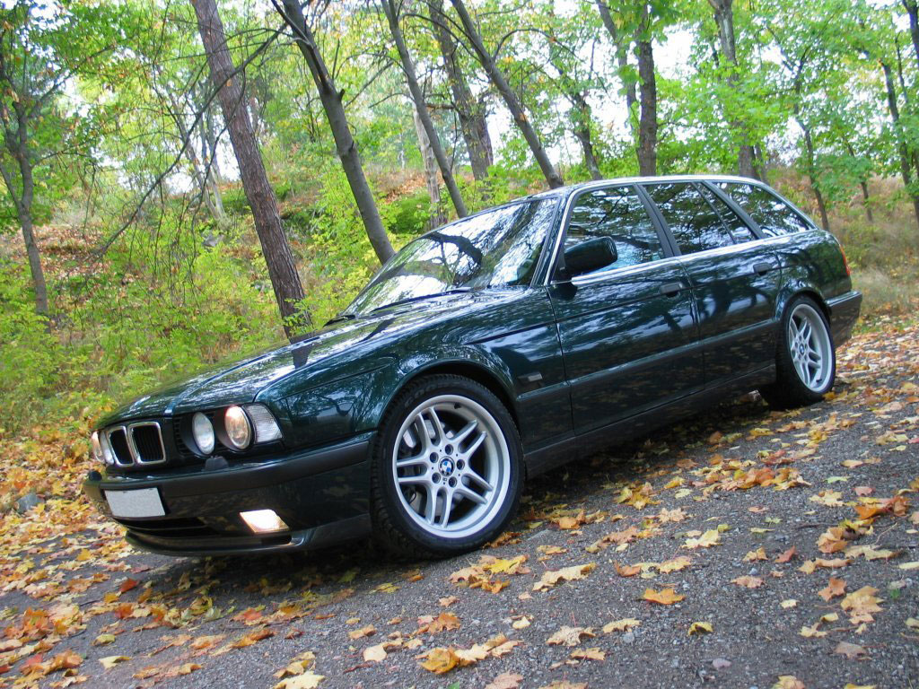 540i Touring ESS (E39) vs M5 Touring (E34) – Två generationers sportsköp!