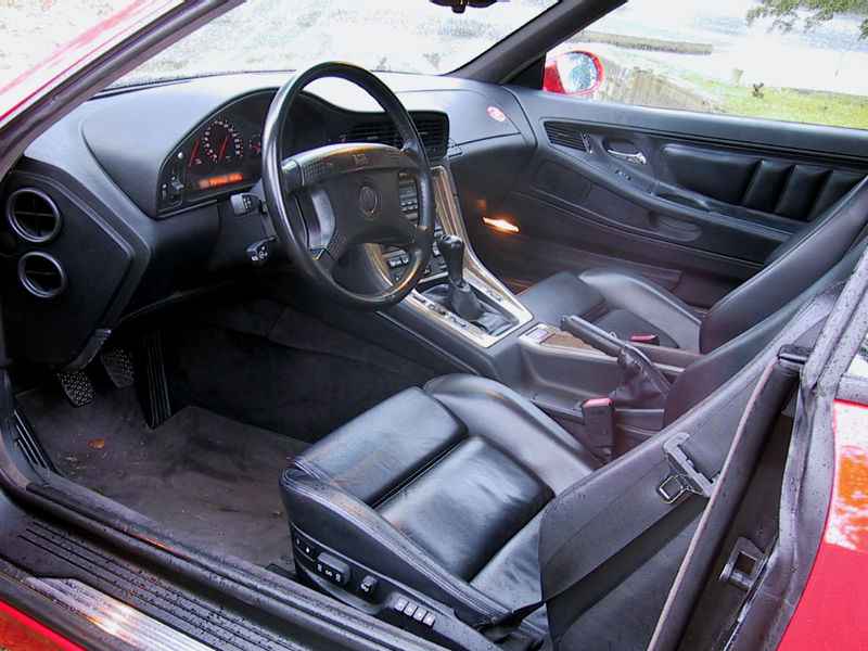BMW 850CSi – Teknikspäckat prestandalok som tangerar M-status