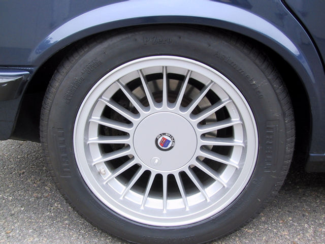 Alpina B7 Turbo E28 – Hajnos med superbilsprestanda!