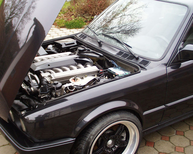 BMW 350i