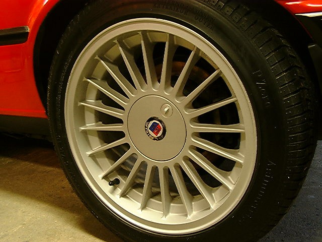 Alpina B6 3,5 E30 – 80-talets värstingtrea, med traktionsproblem!
