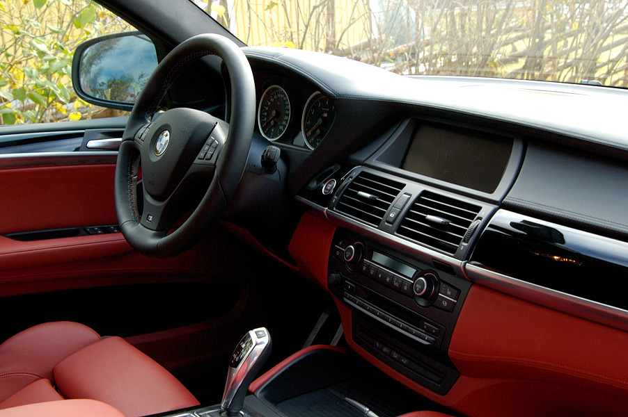 BMW X6 M – Teknisk Knock Out