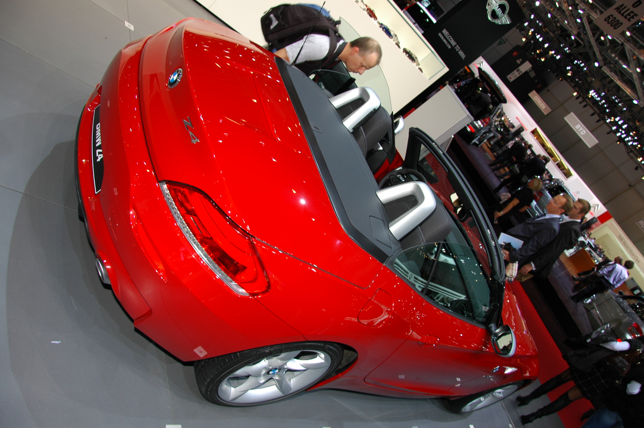 Z4 sDrive35is Melbourne Red — Genèvesalongen 2010
