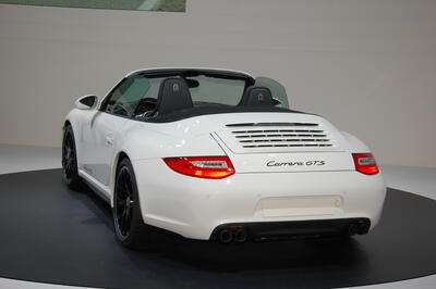 Porsche Paris 2010