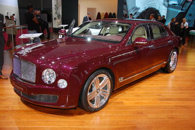 Aston Martin Paris 2010