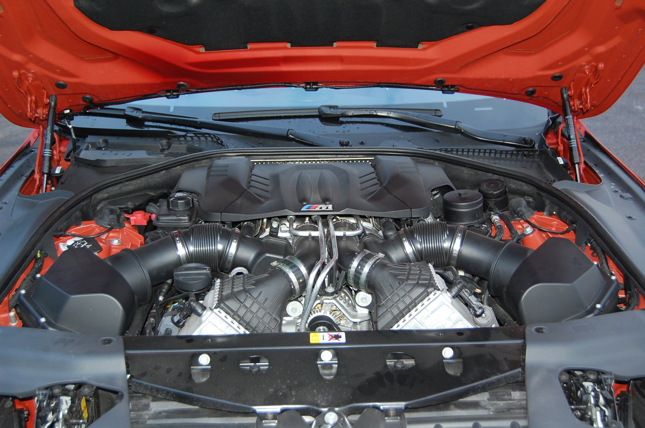 BMW M6 med extra allt