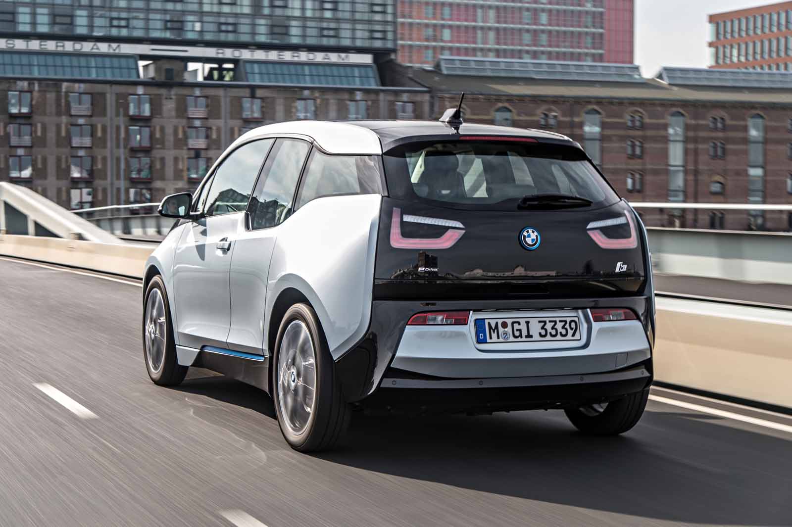 BMW i3 Elektrisk och elektrolysande!