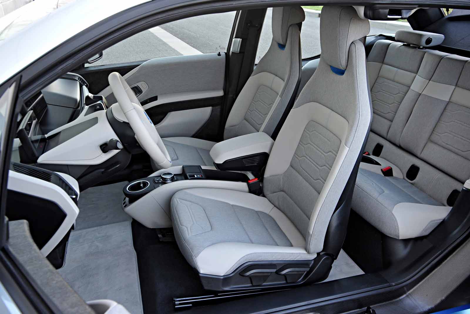 BMW i3 Elektrisk och elektrolysande!