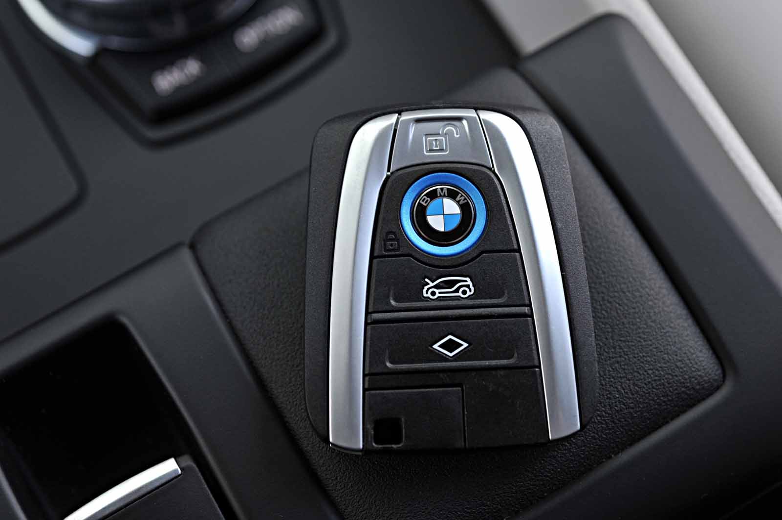 BMW i3 Elektrisk och elektrolysande!