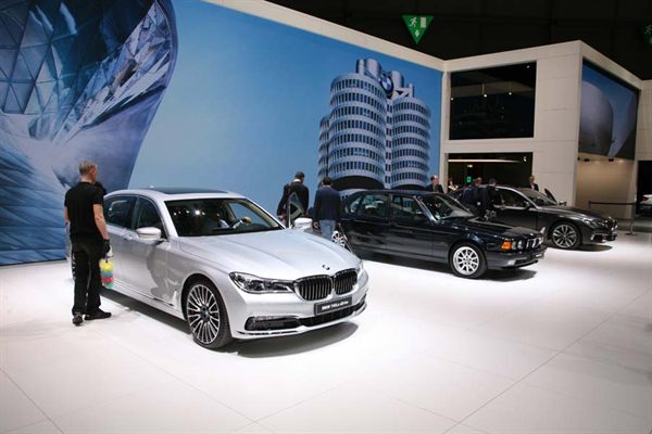 BMW M760Li Genève 2016
