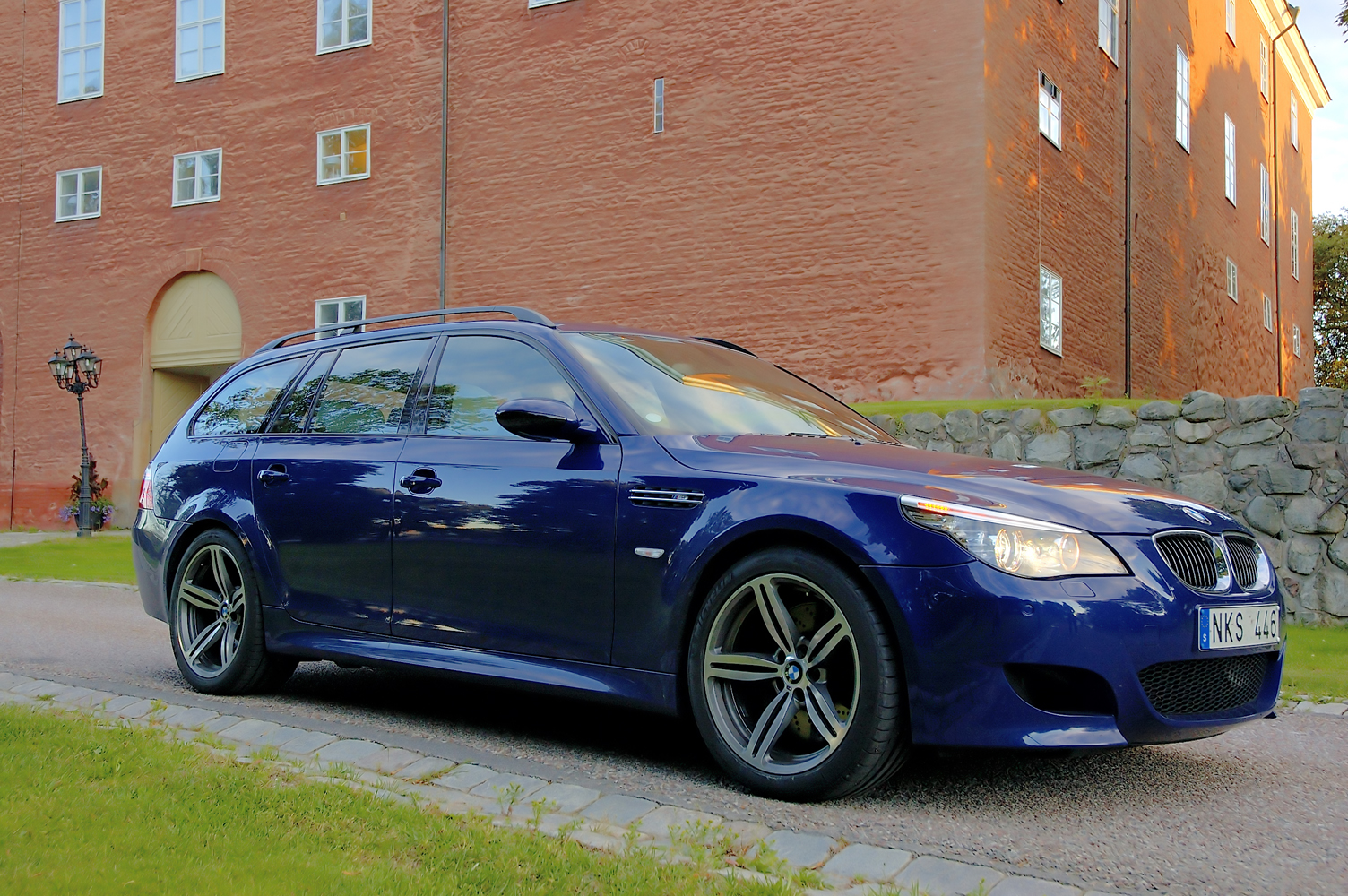 BMW M5 touring – Racerkombins Återkomst