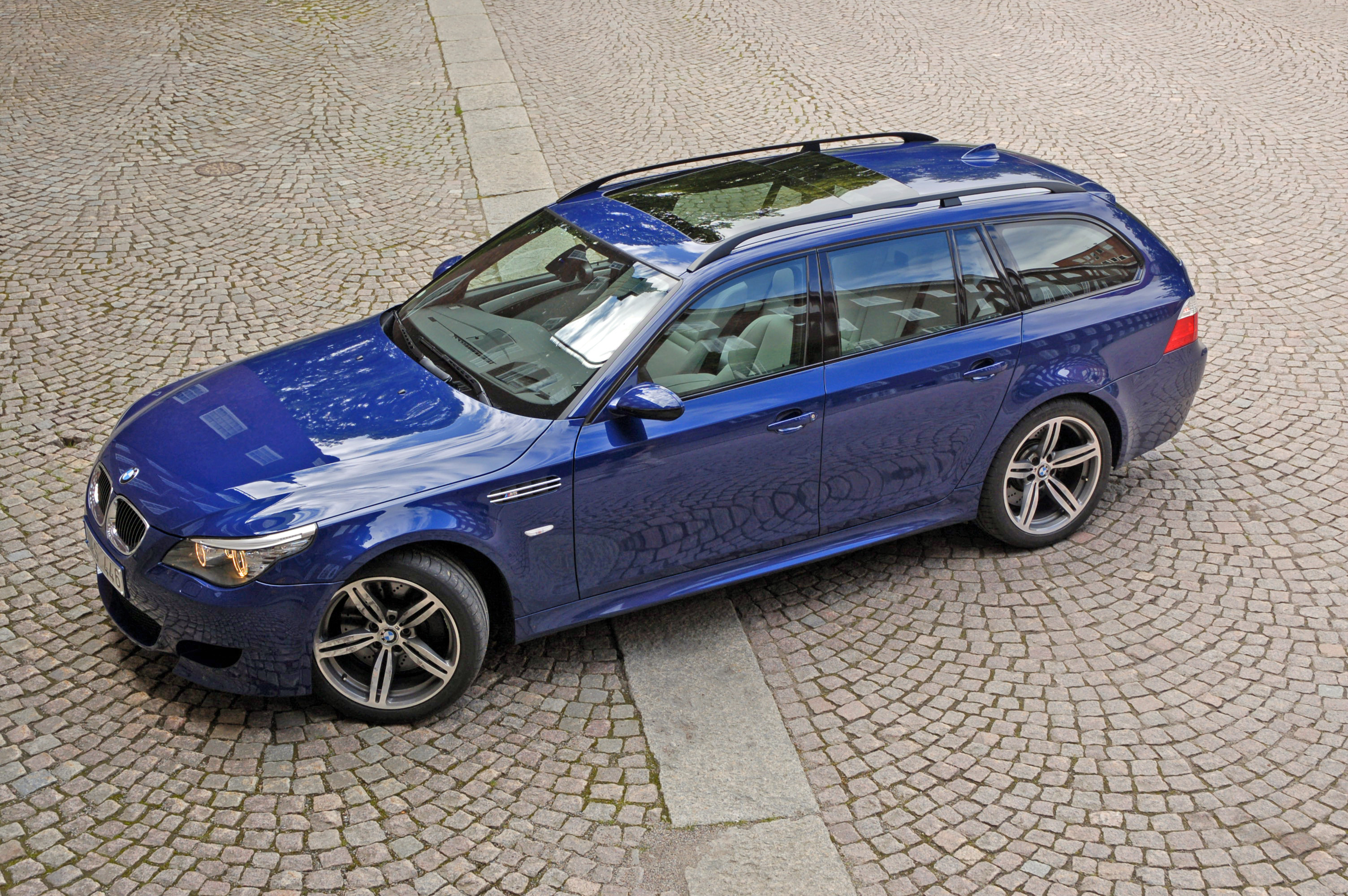 BMW M5 touring – Racerkombins Återkomst