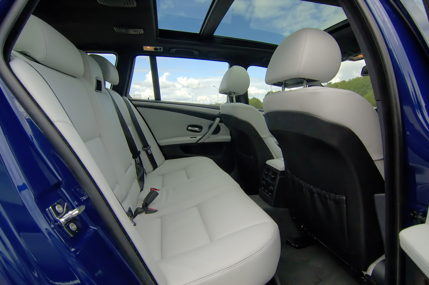 BMW M5 touring – Racerkombins Återkomst