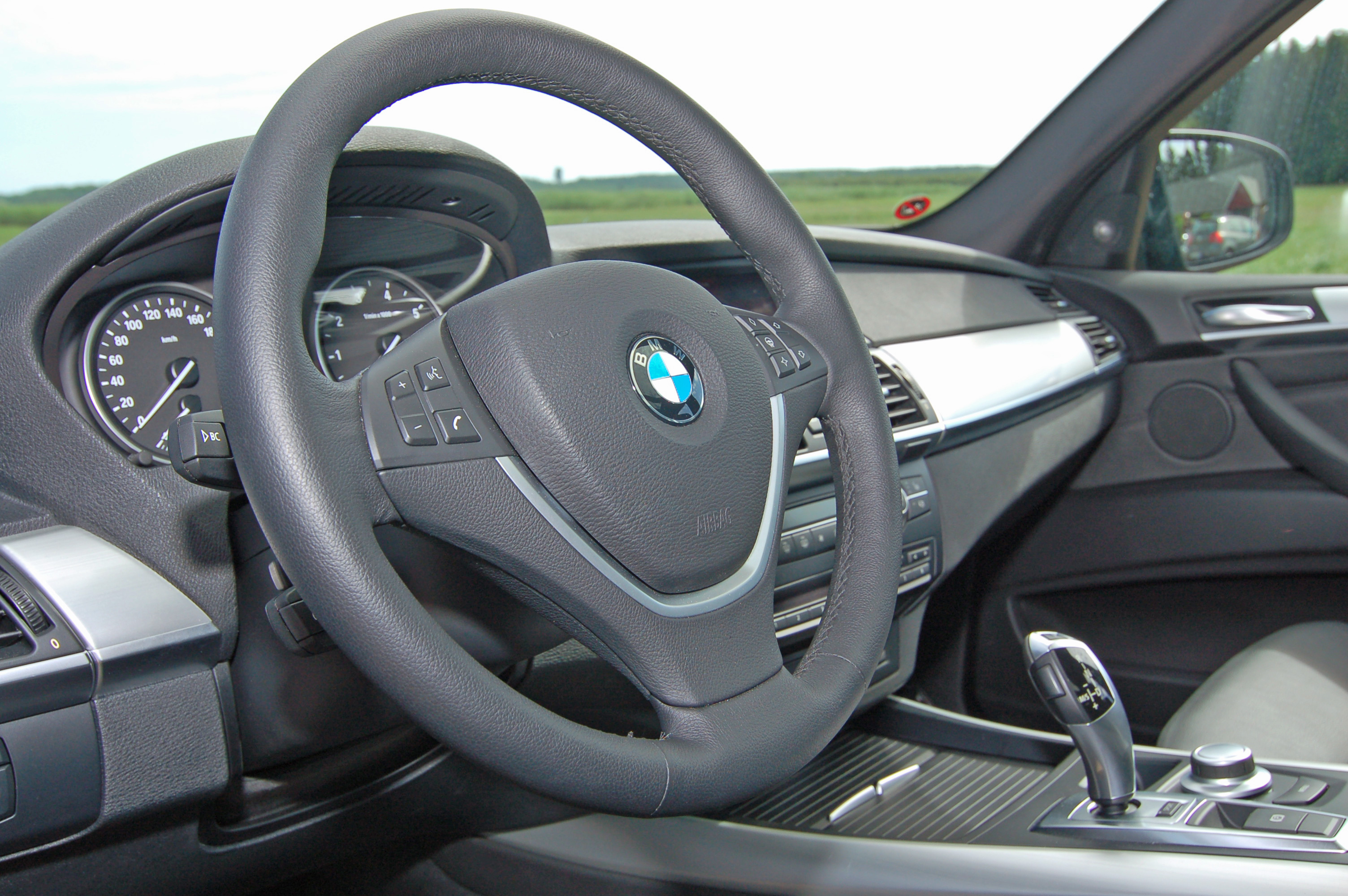 BMW X5 4,8i – SUVerän 7-sits