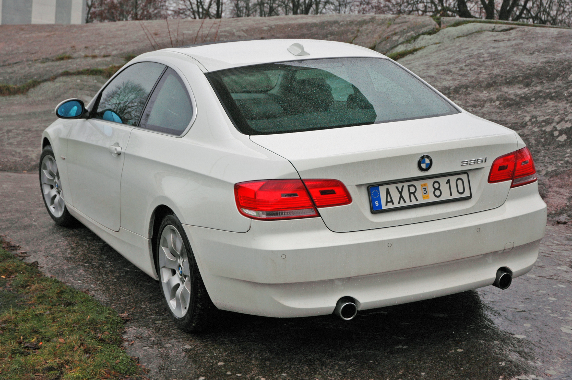 BMW 325i/335i Coupé – två treor för fyra