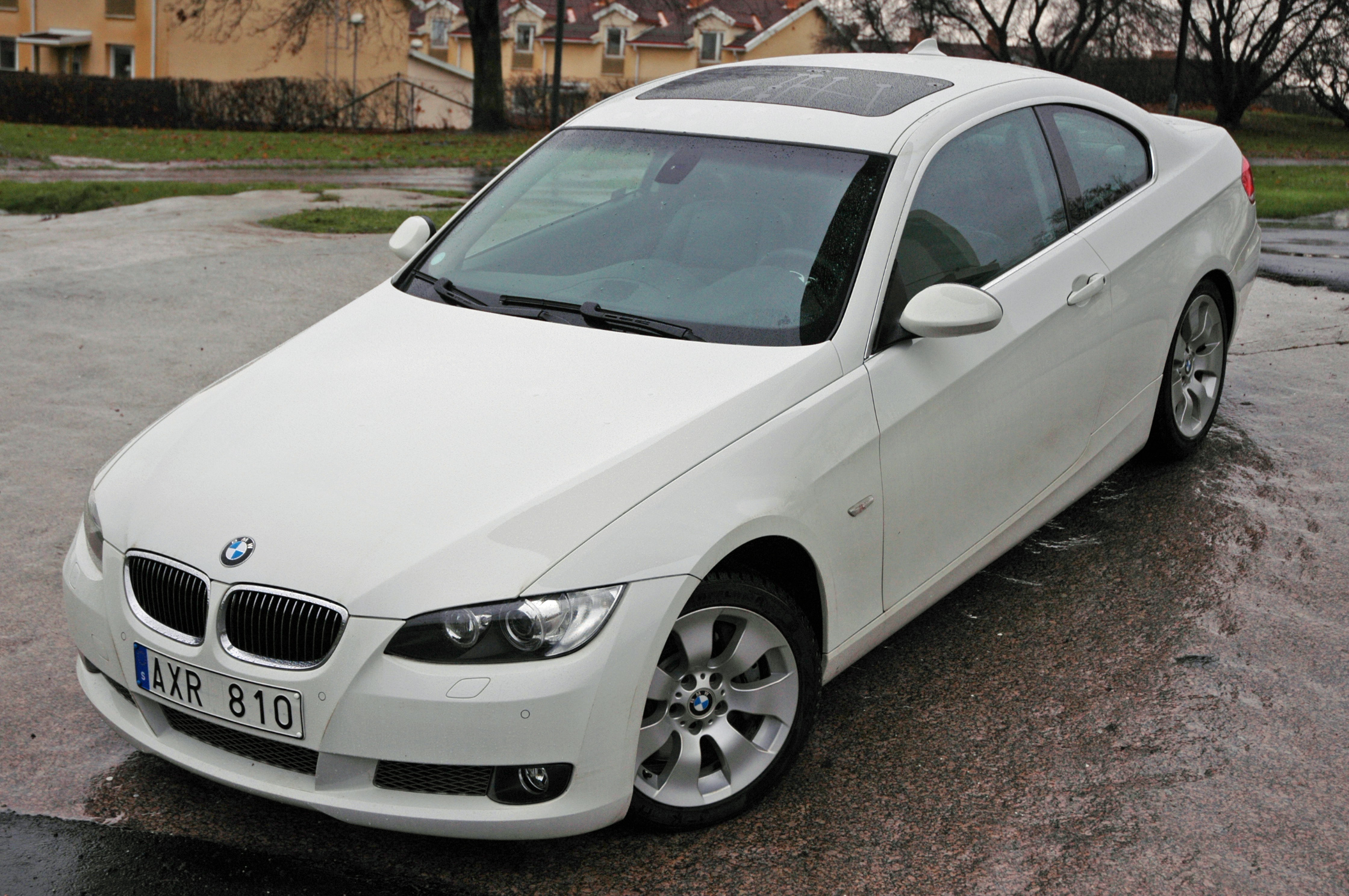 BMW 325i/335i Coupé – två treor för fyra