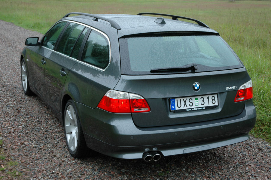 BMW 545iA touring