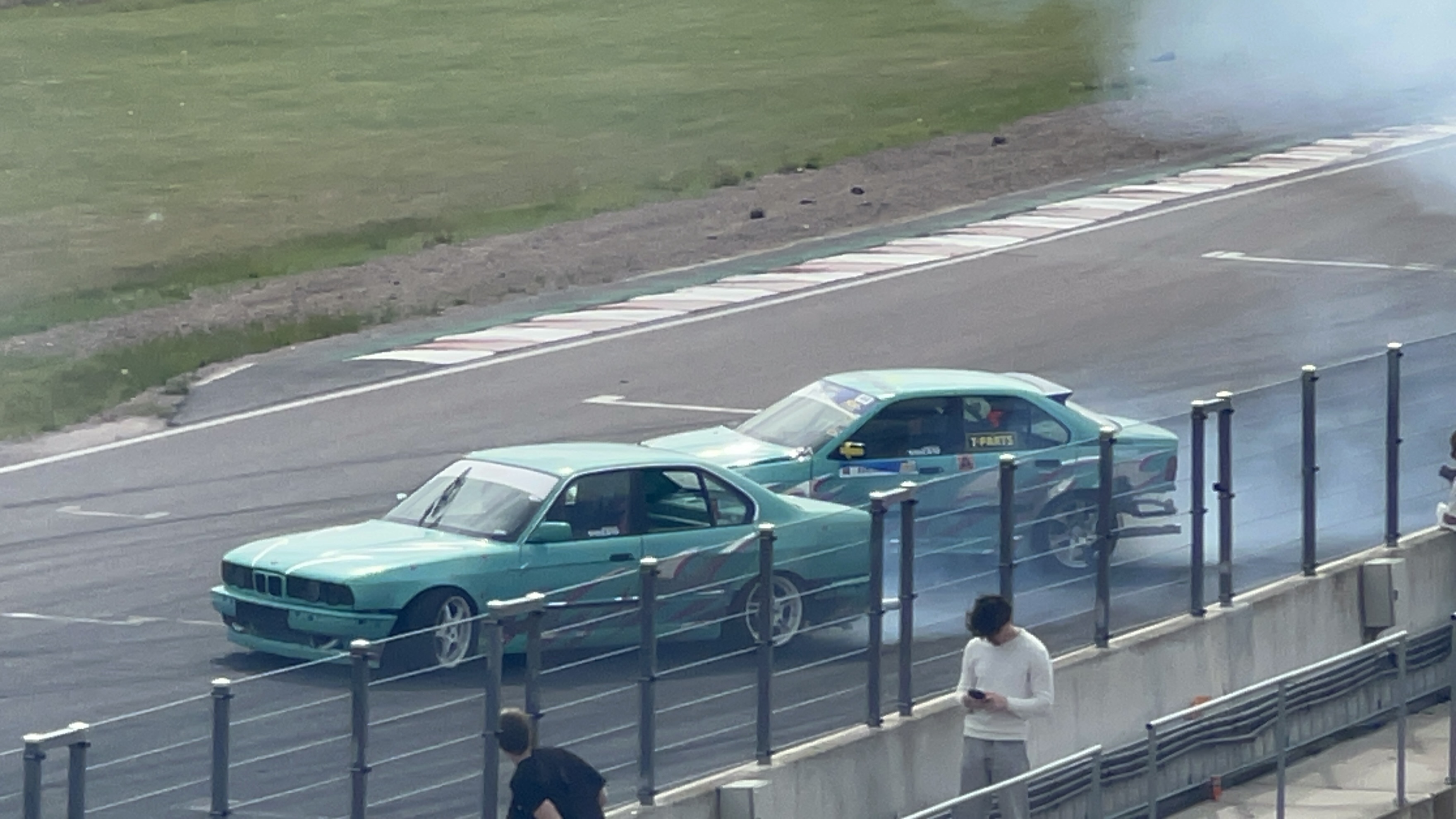 Mintgrön E36 vid barriären
