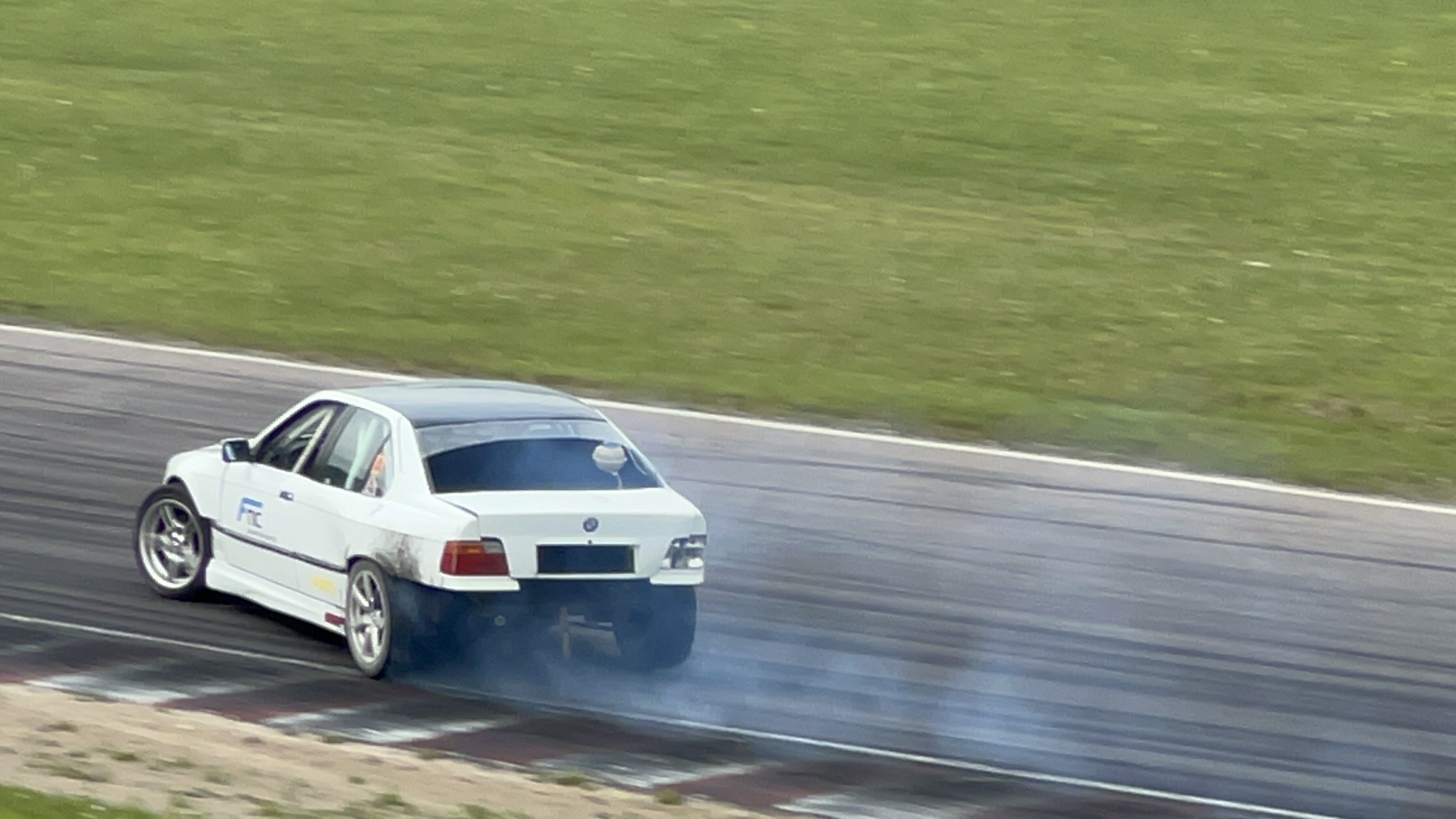 FMC E36 — raksträckan