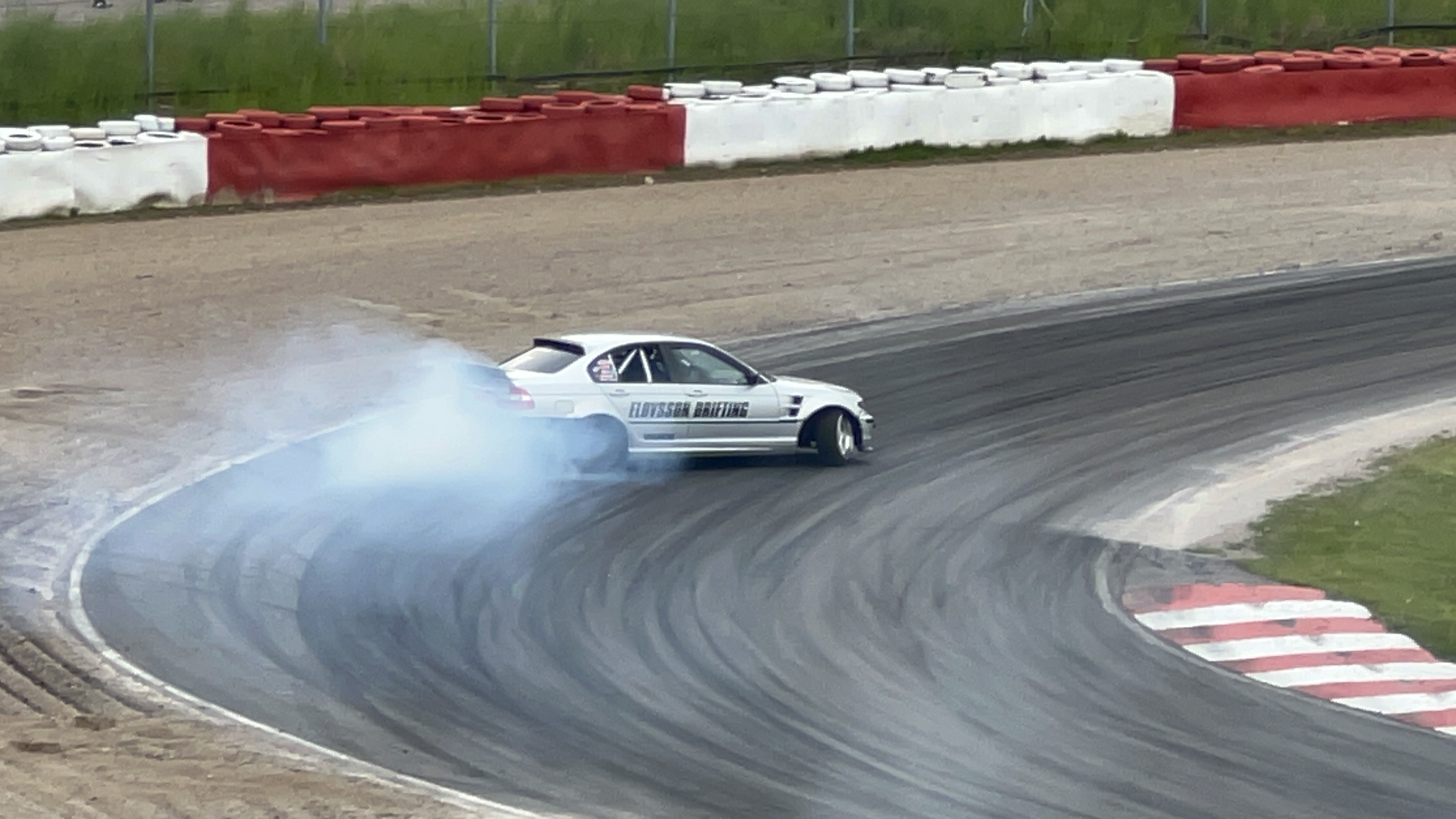 Elovsson Drifting — E46 i kurvan